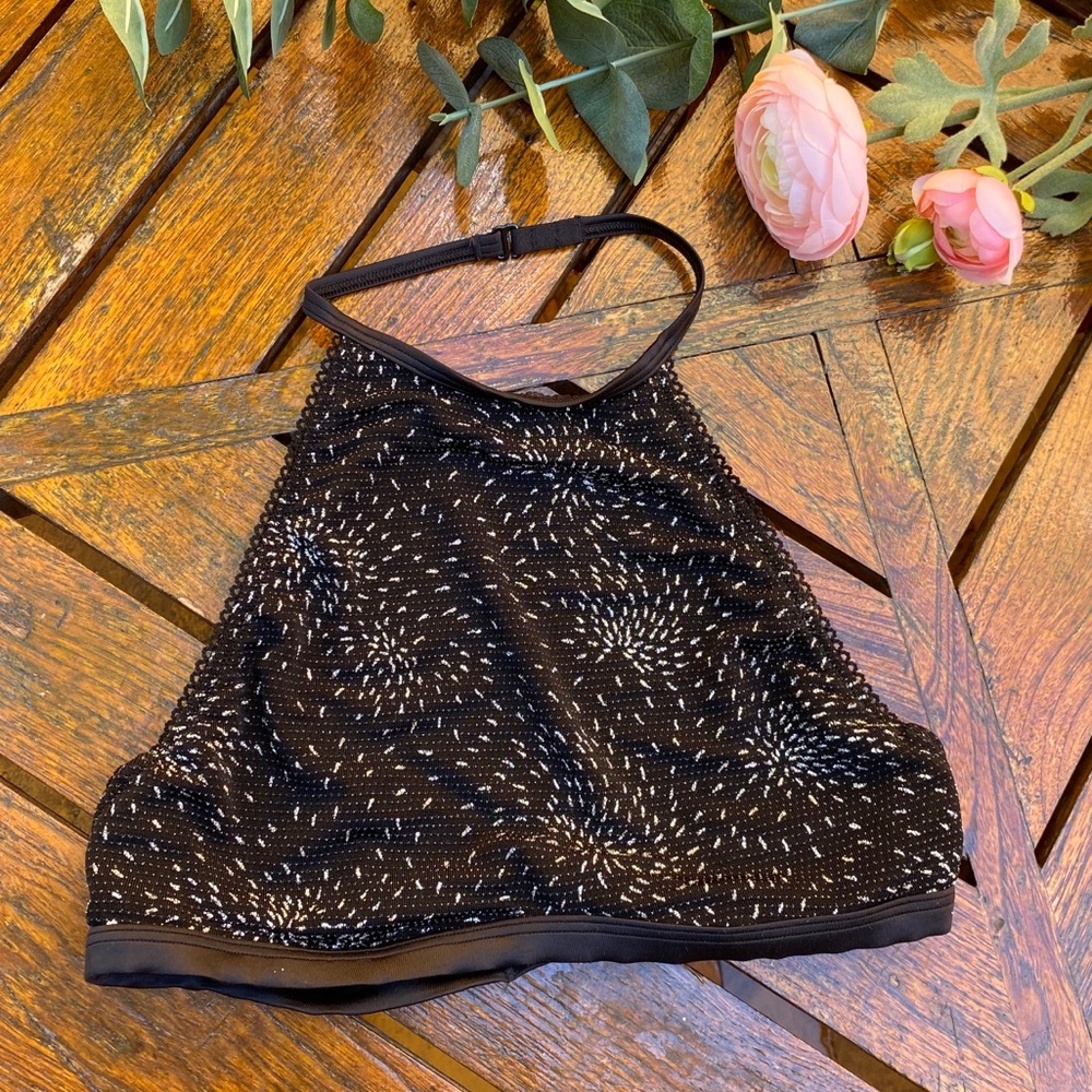 Victoria’s Secret black bra crop top size small